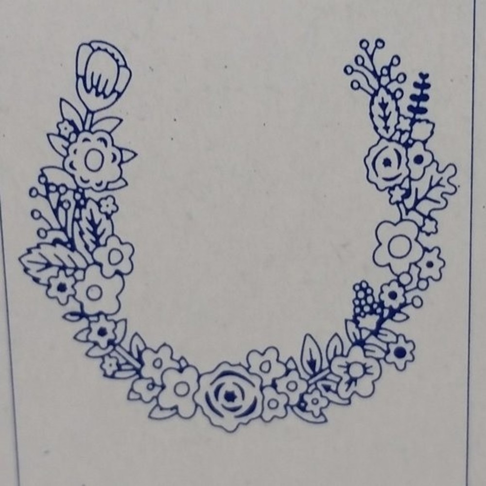 Embossing Folder Floral Flower Wreath Scrapbook Paper Crafts Card Making